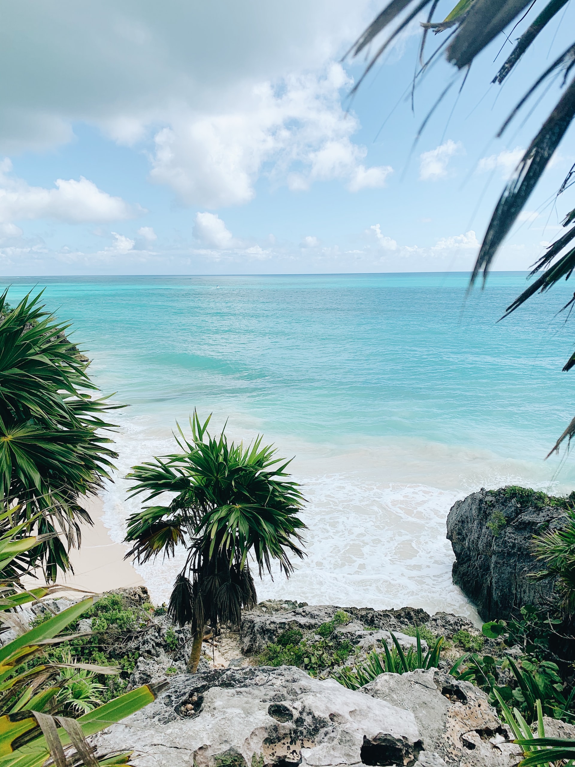 image of cancun beach in mexico as a top thing to do when visiting the country